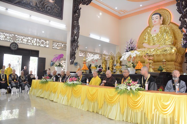 Japanese Pure Land Delegation visited Hoang Phap